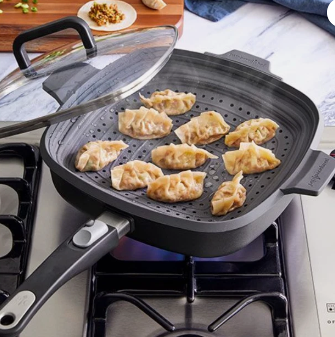 Pampered Chef Nonstick Square Steamer & Pan Set with Lid. 