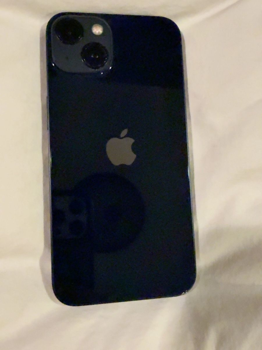 Apple iPhone 13 128GB Unlocked - Excellent Condition