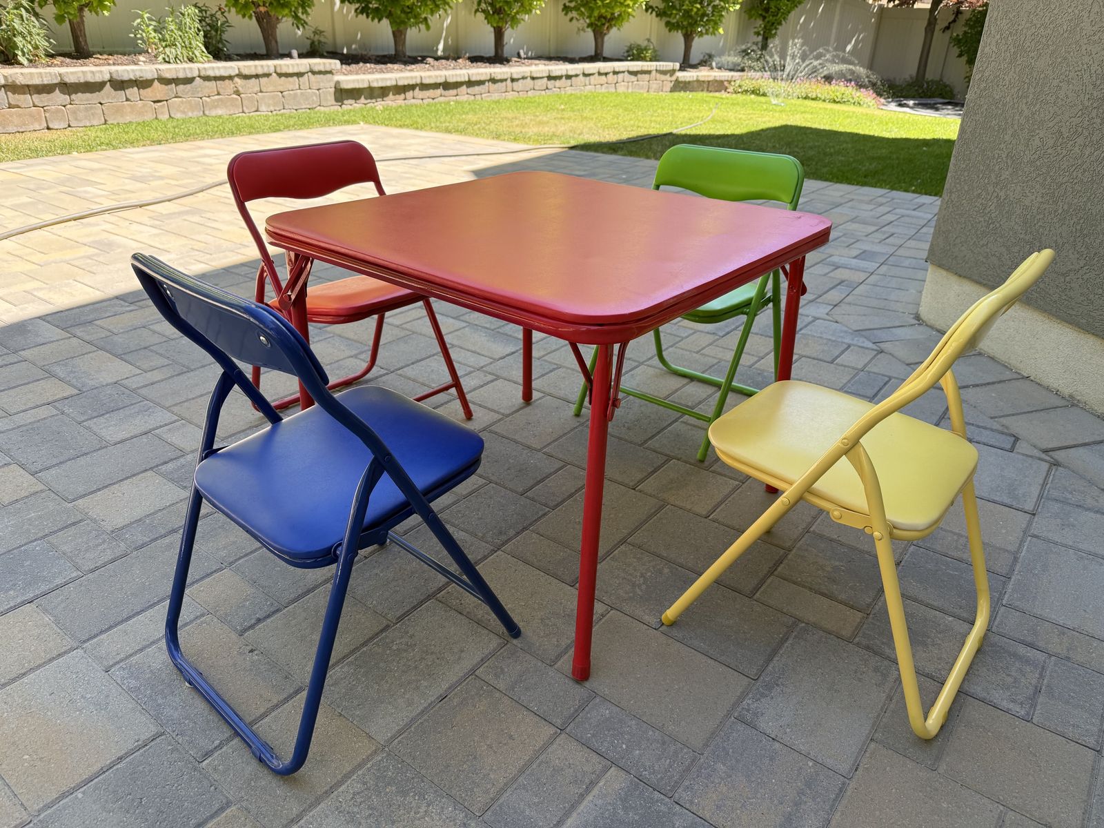 Kids Table & Chair Set (Multicolor)