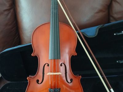 Oxford Viola with bow and case