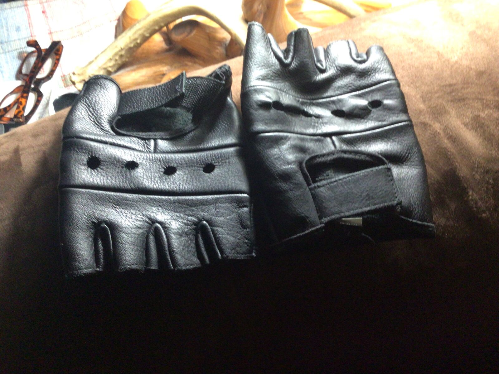 Motorcycle Leather Gloves Size Large!