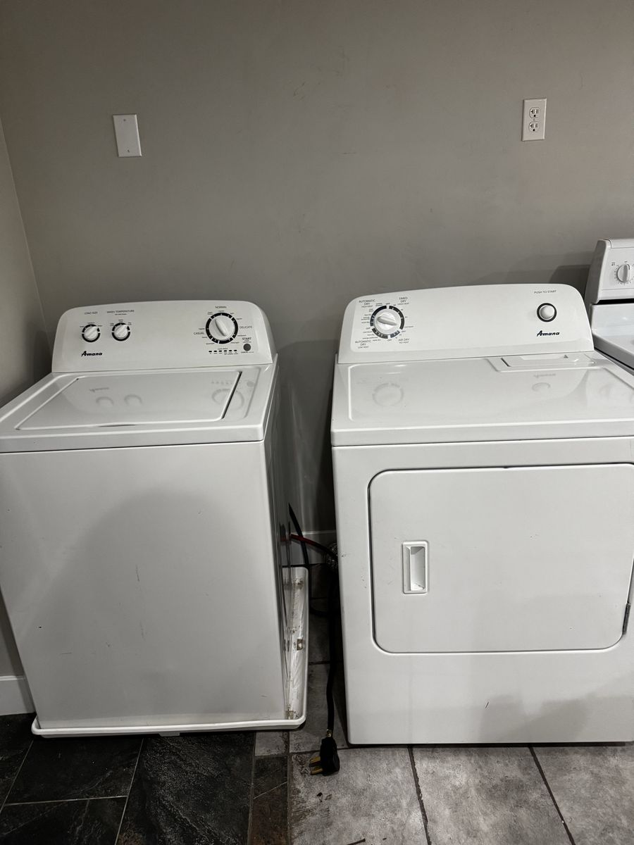 Amana Washer & Dryer Set