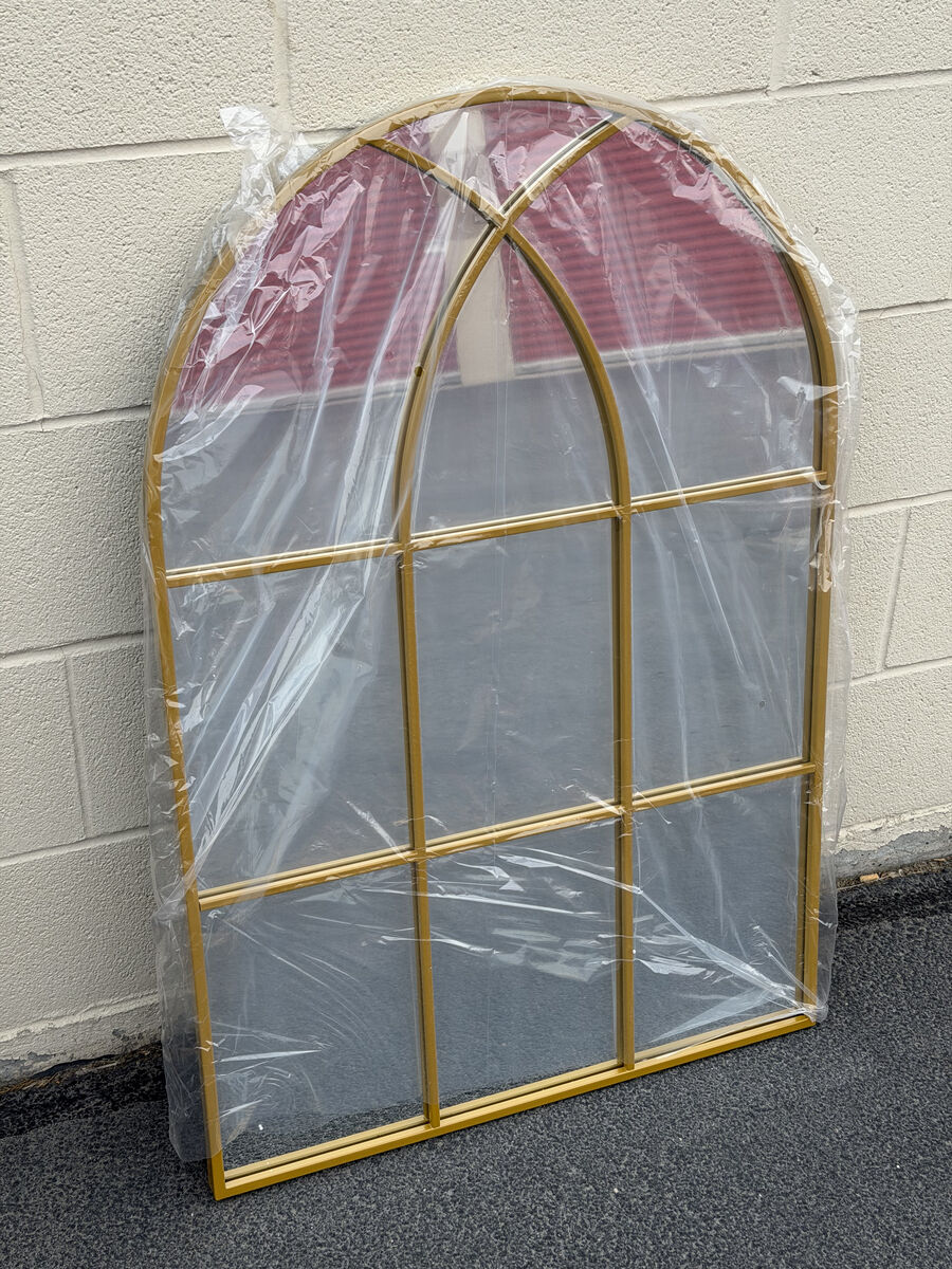 ARCHED WINDOWPANE WALL MIRROR – GOLD FRAME (24"x36")
