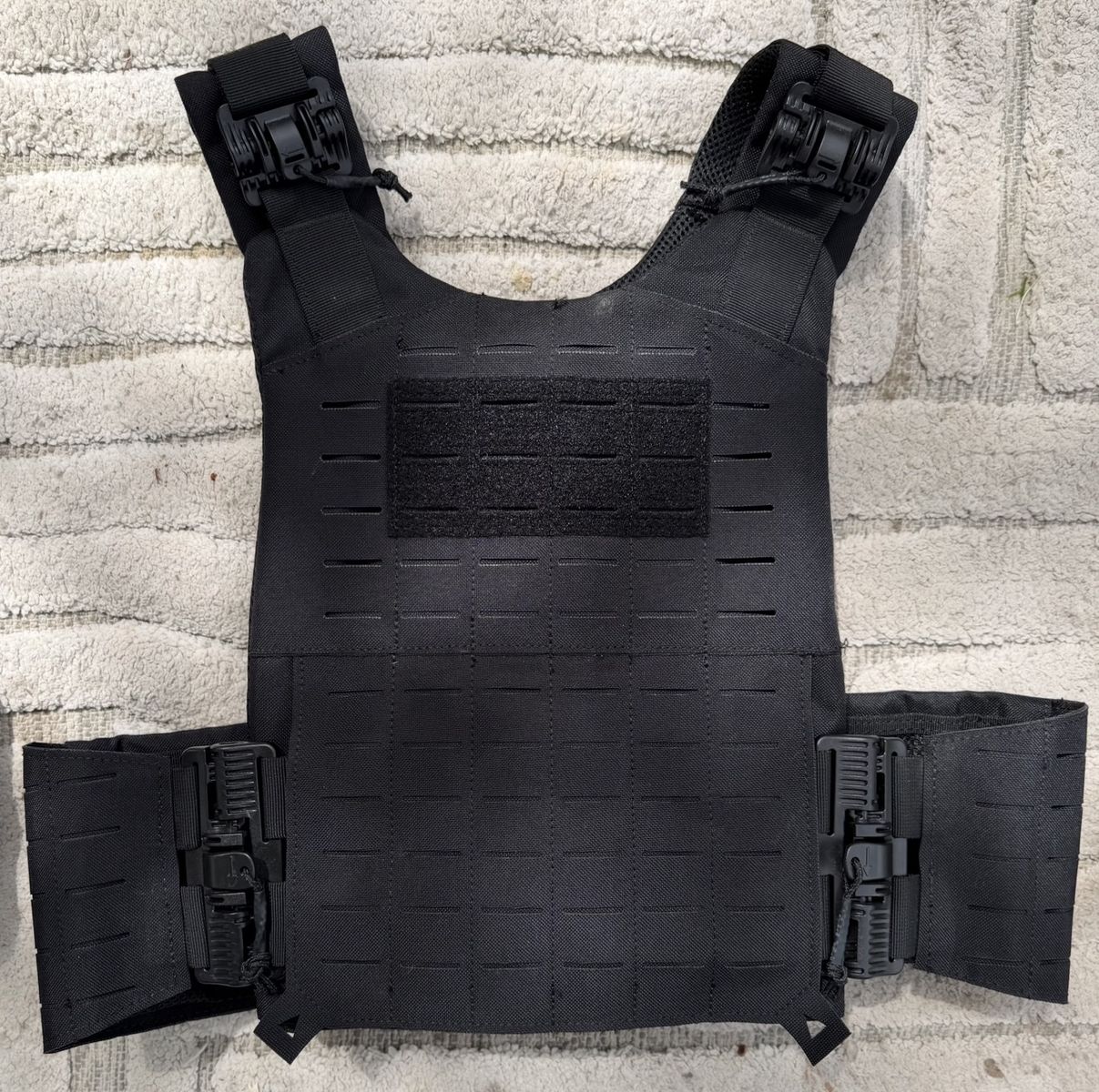 Body Armor Tactical Vest with Level III Plate Protection - Stops All Pistol Rounds and .223 / AR Rounds - Quick Release System