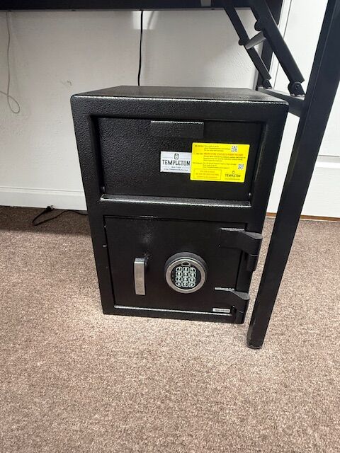 Templeton Safe with deposit door