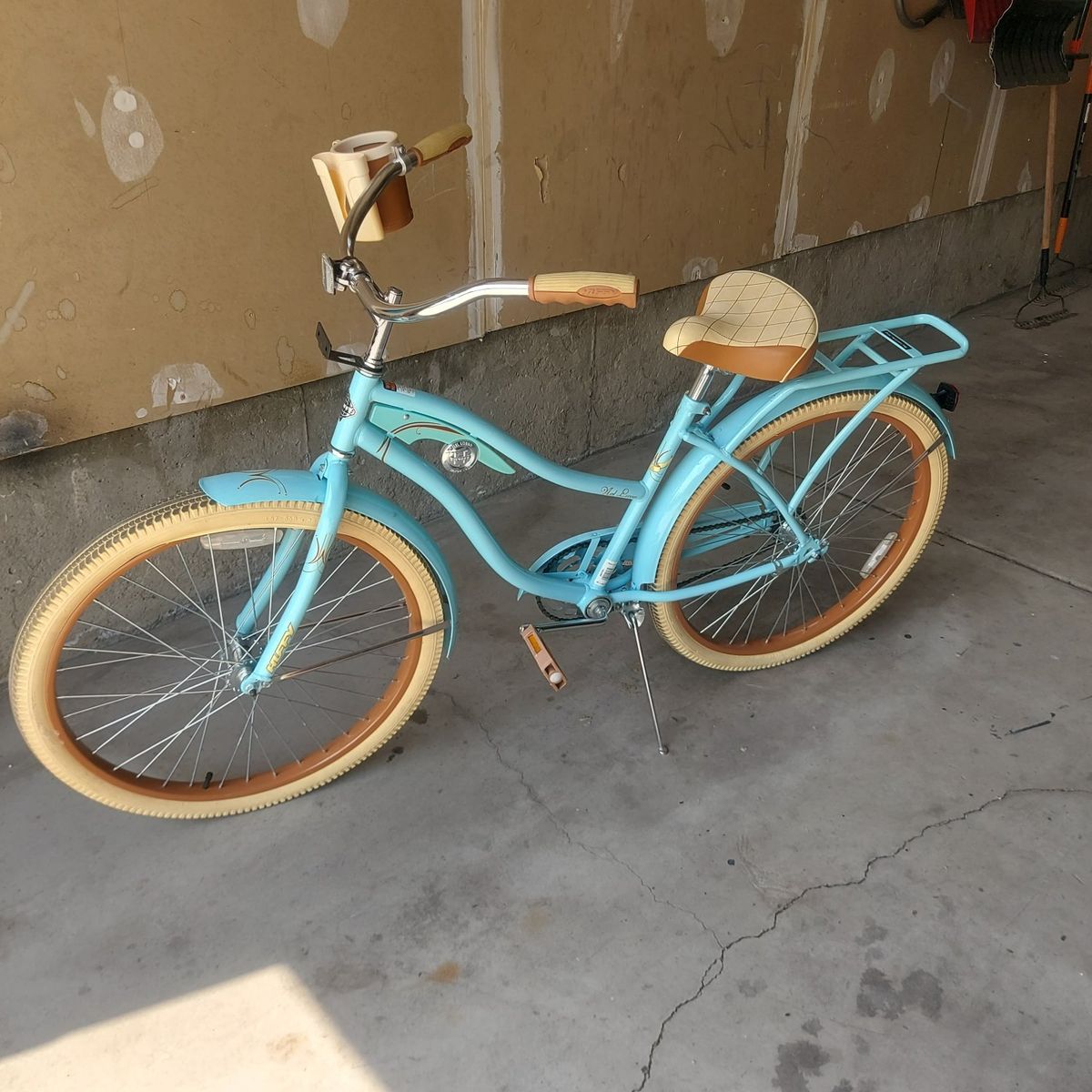 Women's Huffy Nel Lusso Beach Cruiser Bike