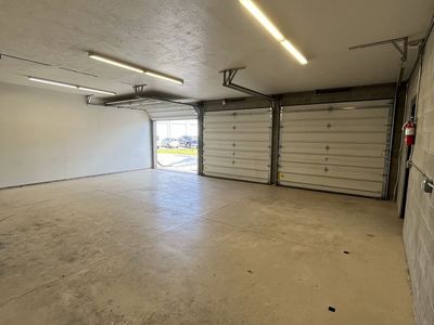 30' X 24' Garage Space/Storage For Lease