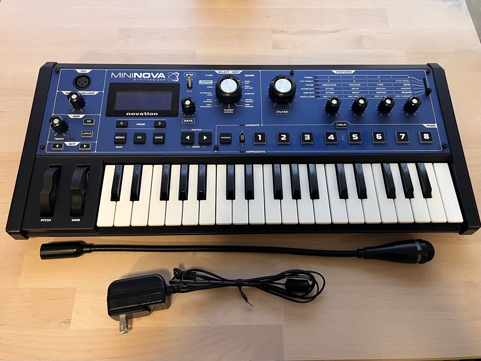 Novation Mininova