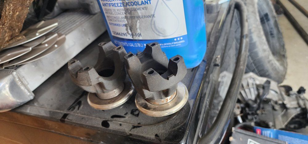 JB Conversions NP241J 1310 Transfer case yokes