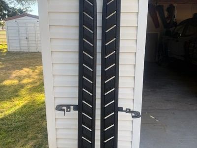 GMC Off-Road High-Clearance Assist Steps AKA (Running Boards)