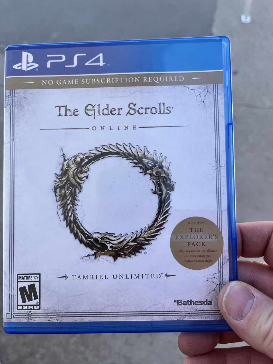 The Elder Scrolls Online: Tamriel Unlimited - PS4 (Includes The Explorer's Pack)