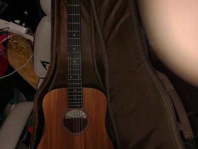 Lefthand Baby Taylor Guitar