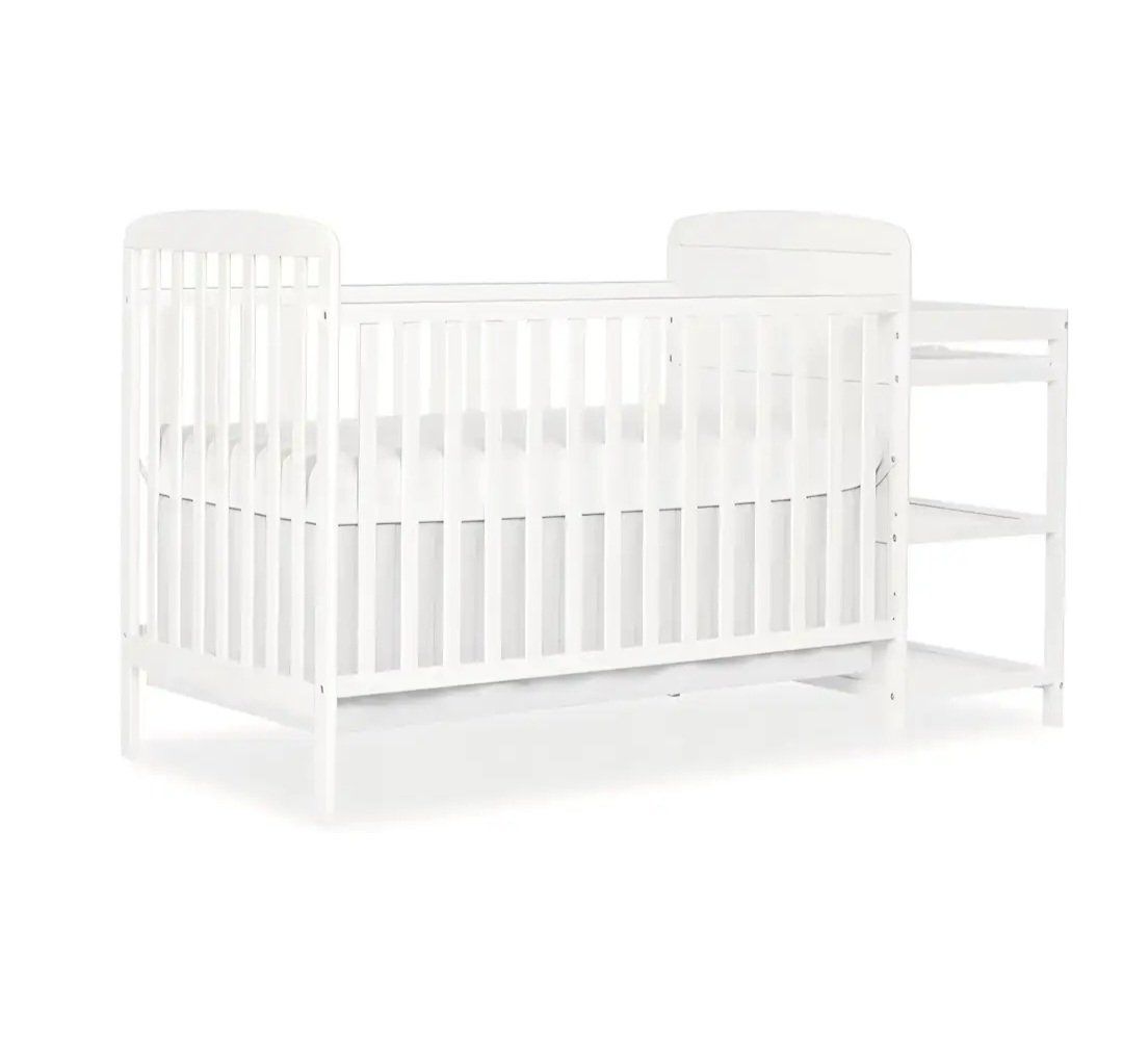 Baby Crib & Changer with Storage in White, GreenGu