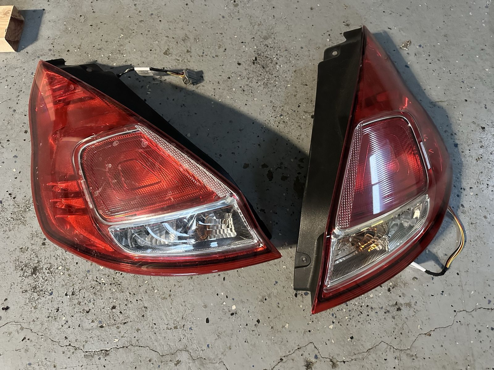 Ford Fiesta ST Tail Lights (Pair) - Left & Right Rear Lamp Assembly - Used Condition