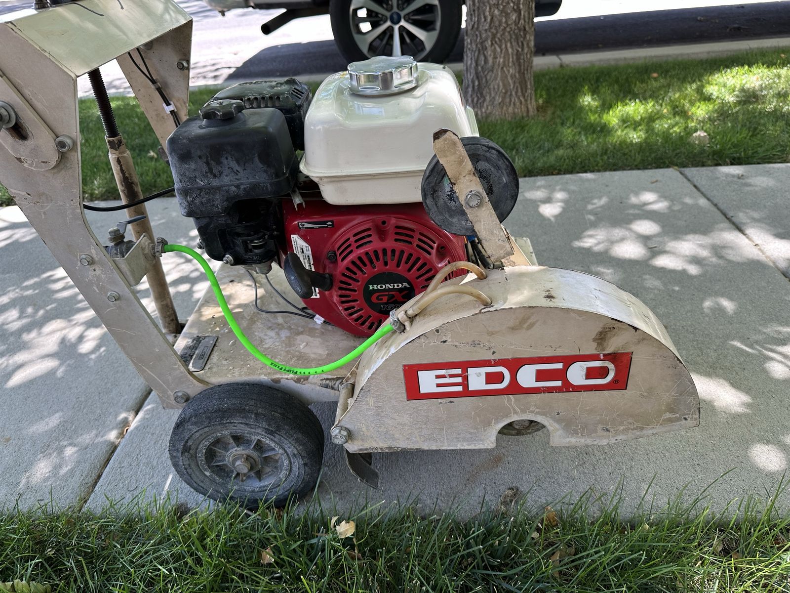 EDCO KL-14 Walk-Behind Concrete / Asphalt Saw – Honda Powered