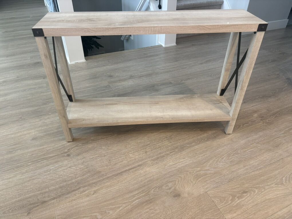 Entryway/console TAble