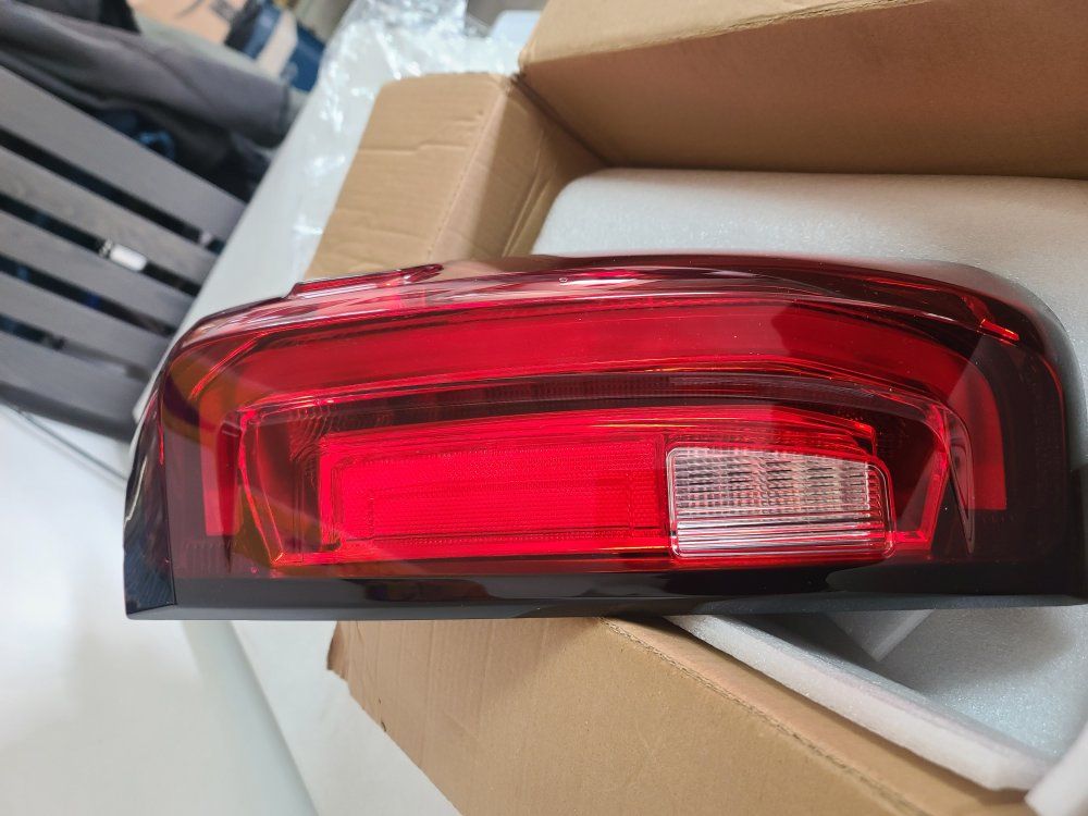 Tail lights for GMC DENALI