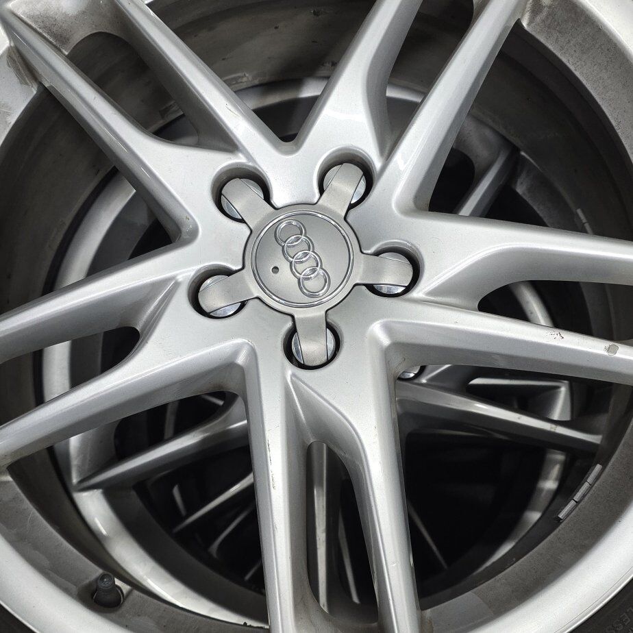 winter wheels and tires audi 235/55R19