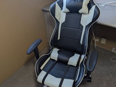 S-Racer gaming chair