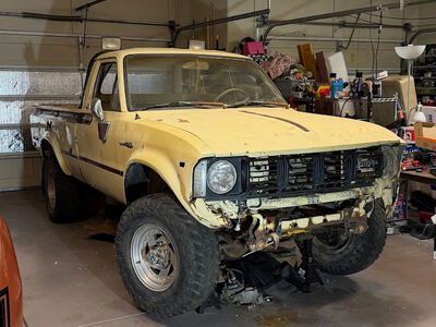 1980 TOYOTA PICKUP Base