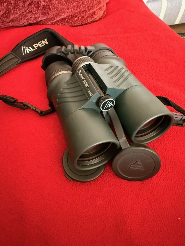 Alpen Teton 10x42 Binoculars