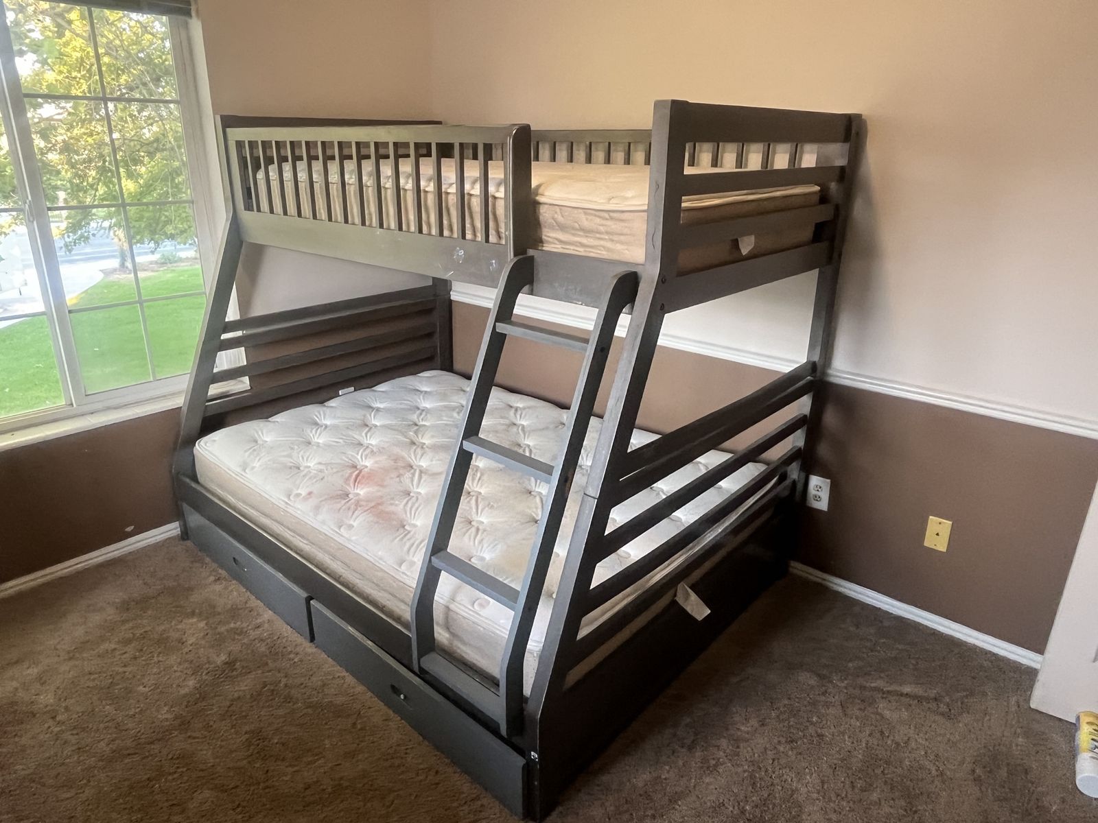Child’s Bunk Bed Set
