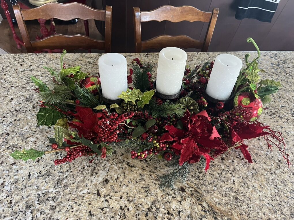 Fancy Holiday Centerpiece Decoration
