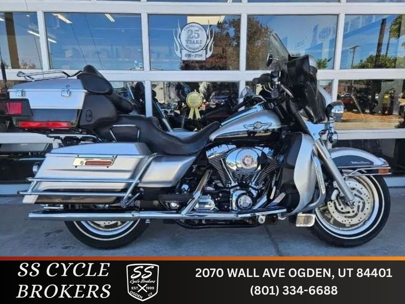 2003 Harley-Davidson FLHTCUI Ultra Classi
