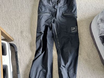 Burton AK Freebird Goretex Bibs size XL