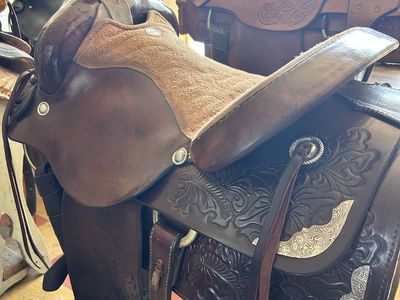 15 1/2 inch Roping Saddle