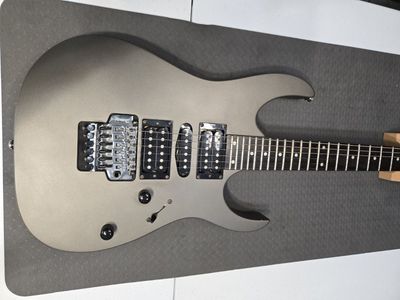 Ibanez RG270