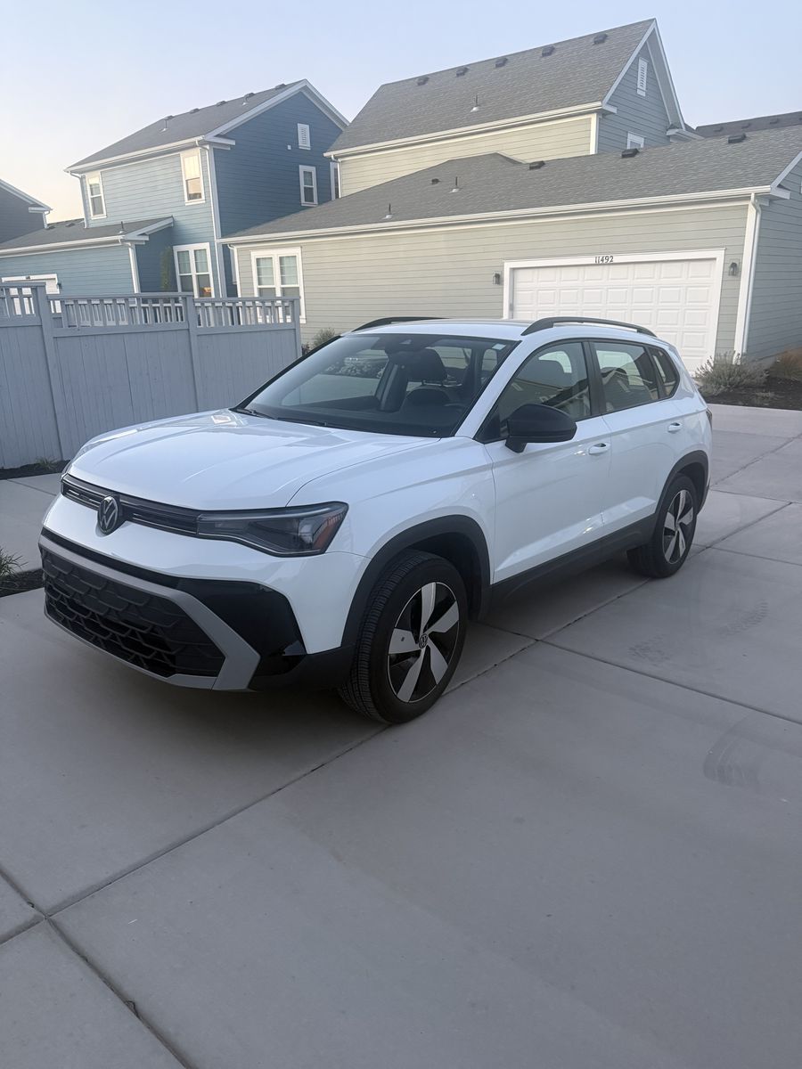 2025 Volkswagen Taos S 4Motion
