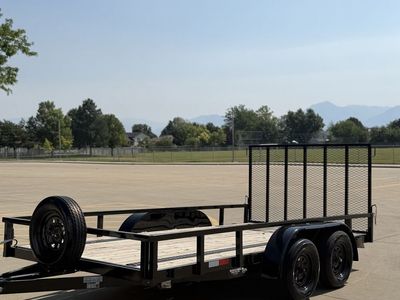 Like new 2023 7x14 dual axle trailer