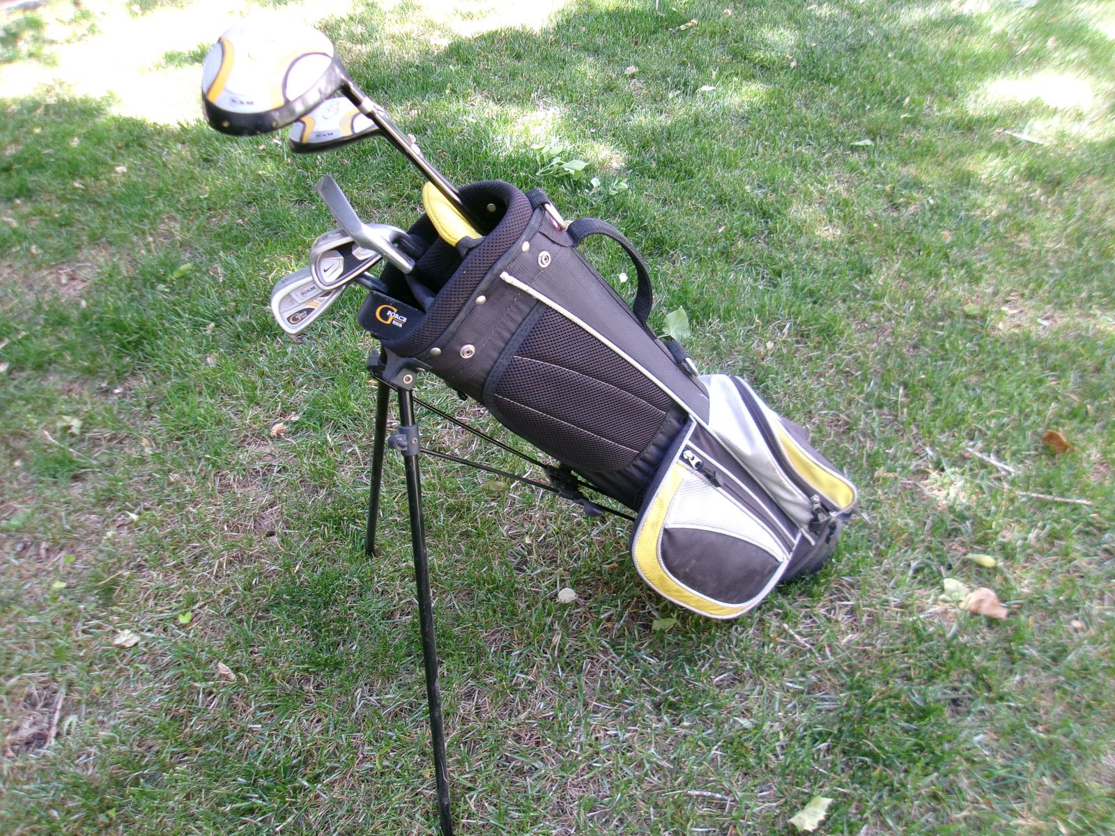 Kids Ram Golf Club Set in Bag - Right Hand