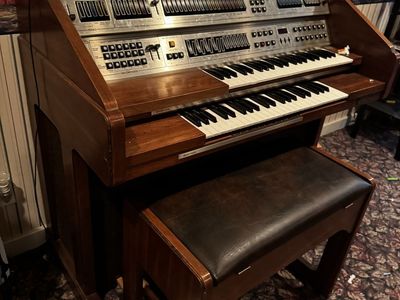 Baldwin organ