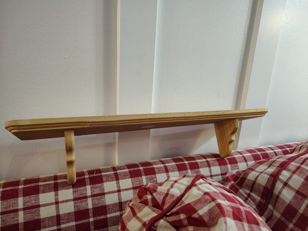 Hanging shelf