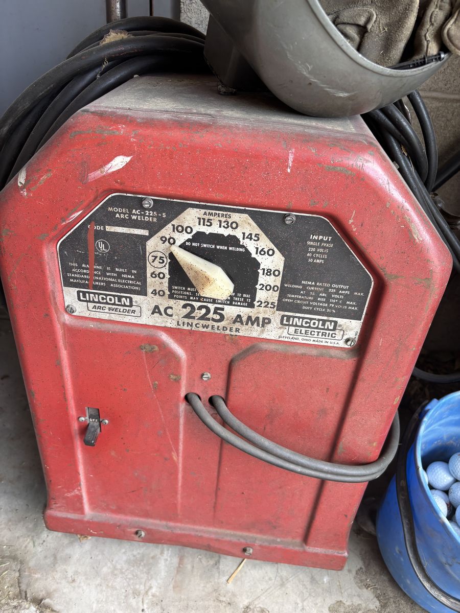 Lincoln welding machine