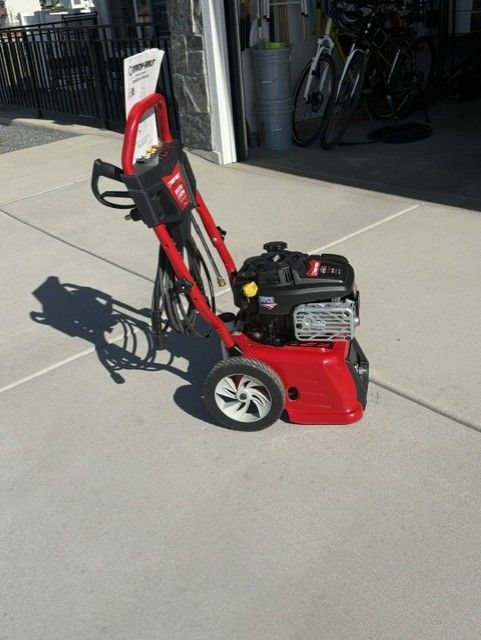 Troy Bilt 2800psi Pressure Washer