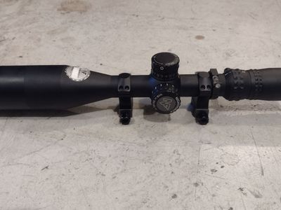 Night Force NX8 4-32 w/ rings