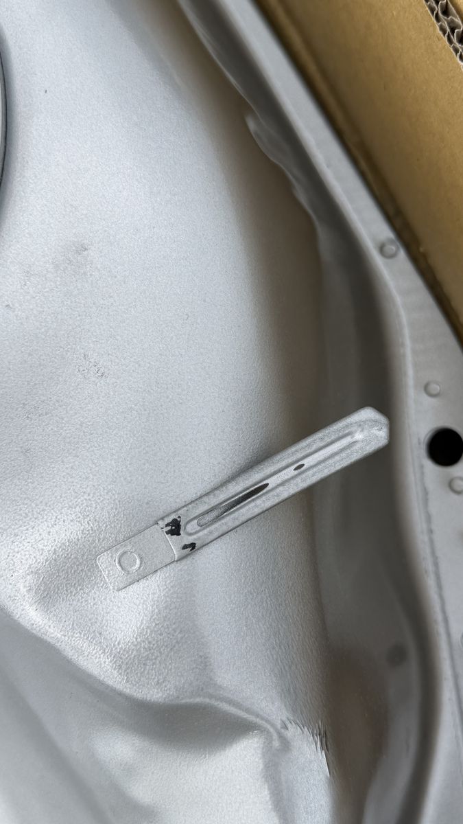 Main image 6