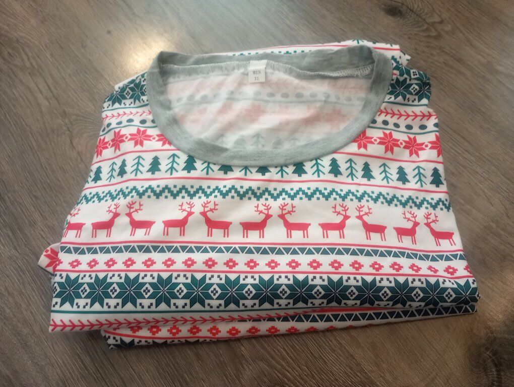 Men's Christmas Pajamas~XL~NEW