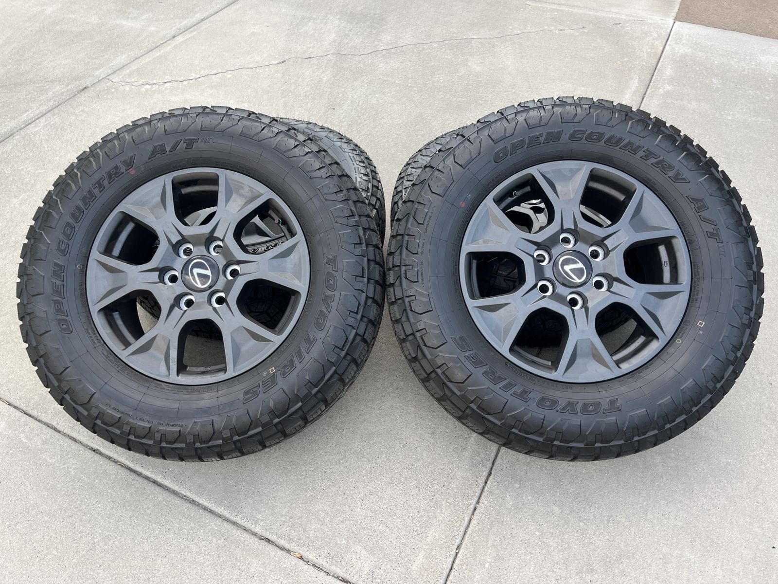 2026 Lexus GX 550 Overtrail Plus OEM 18" Rims/Wheels, Toyo Tires & Lug Nuts - Set of 4 Factory Take-offs