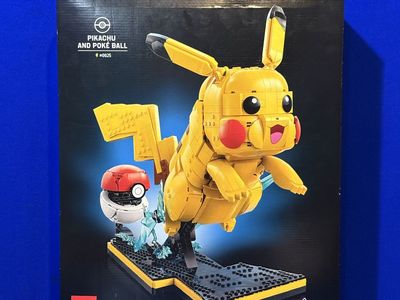 LEGO Pokemon 71252 Pikachu and Poke Ball