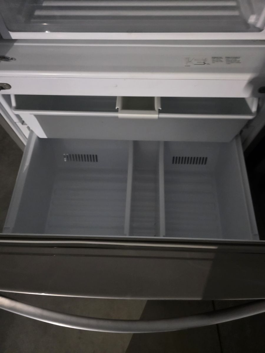 Main image 6