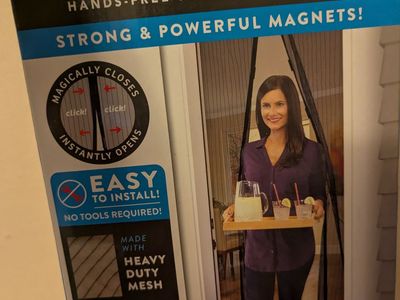 Mesh magnetic screen door