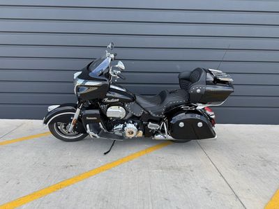 2023 Indian Motorcycle® Roadmaster® Black Metallic