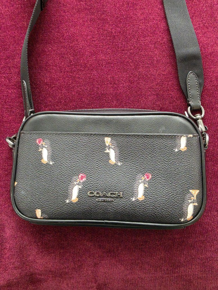 Coach New York Black Leather Penguin Motif Camera Bag Crossbody Adjustable Strap