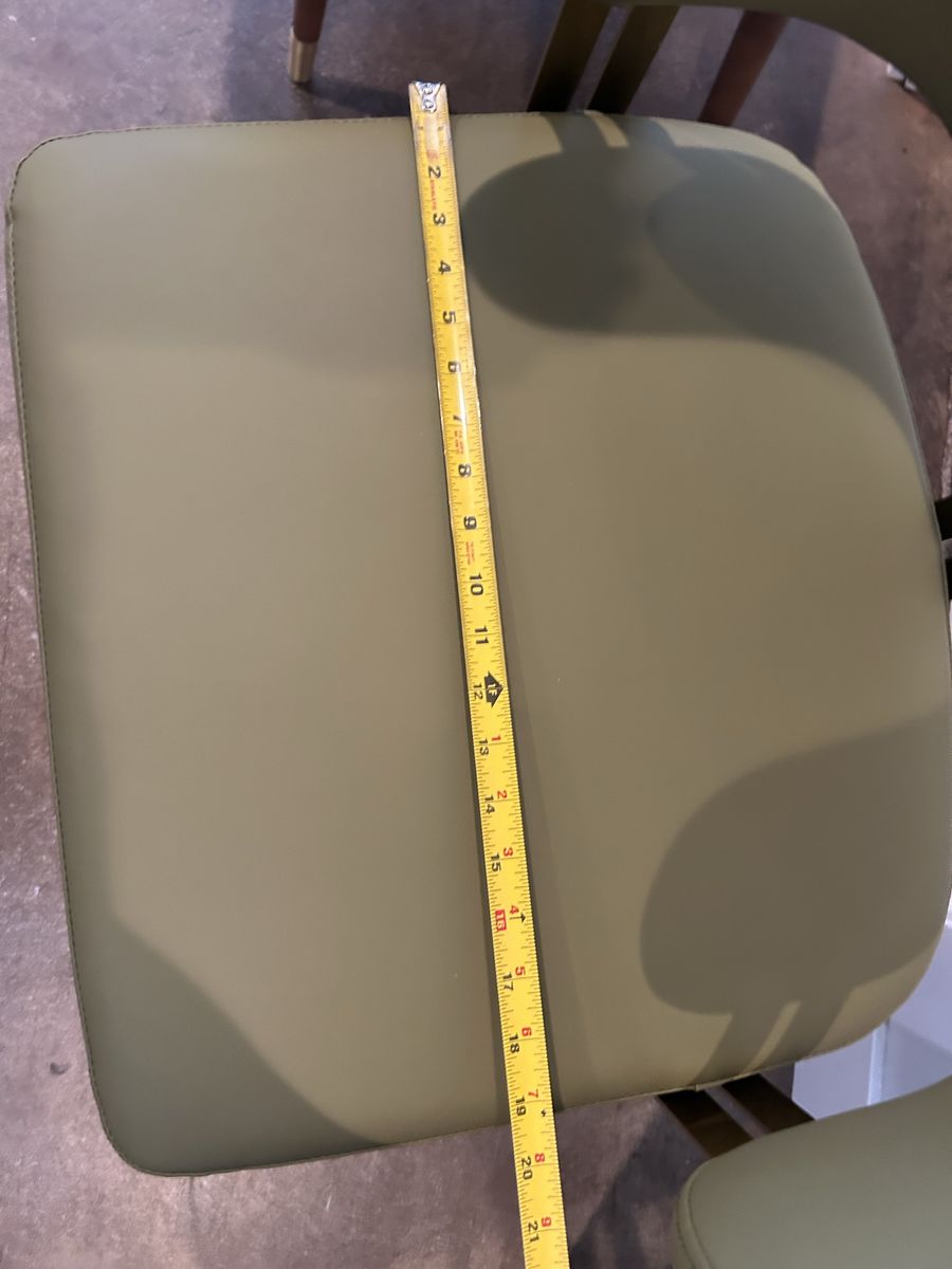 Main image 6