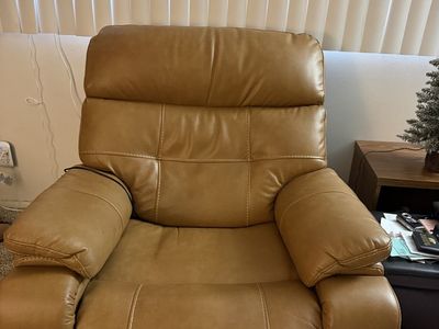Oversized Recliner