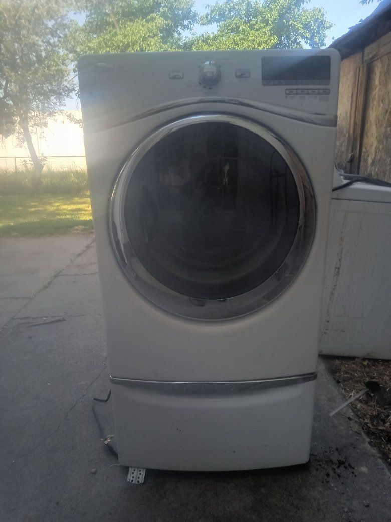 LG natural gas dryer